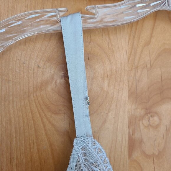 White House‎ Black Market XXS Y2K Silk Embroidered Fairycore Luxury Camisole Top - Picture 11 of 11